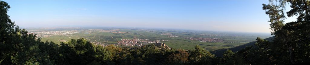 db0nw-panorama-hambacher-schloss